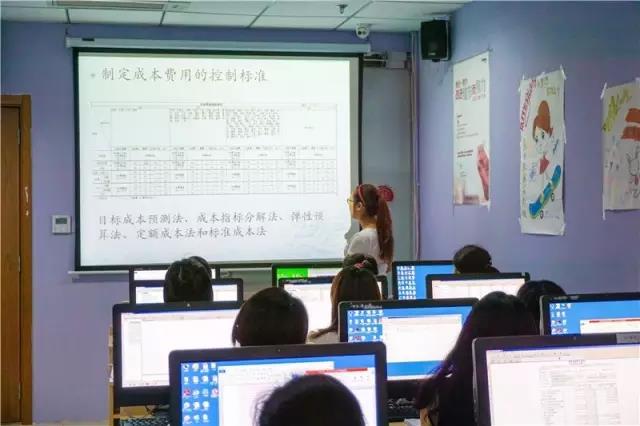 達內(nèi)教學(xué)環(huán)境，學(xué)員分享