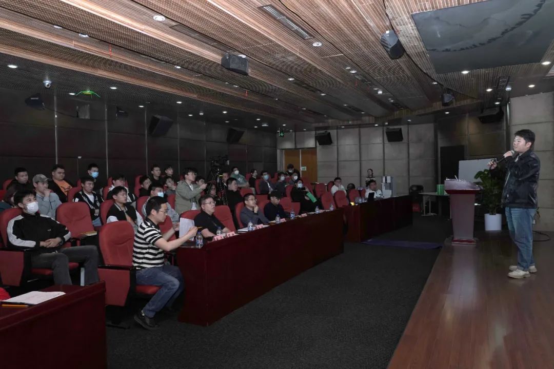 立足產(chǎn)業(yè)所需達內(nèi)為360輸送精準人才